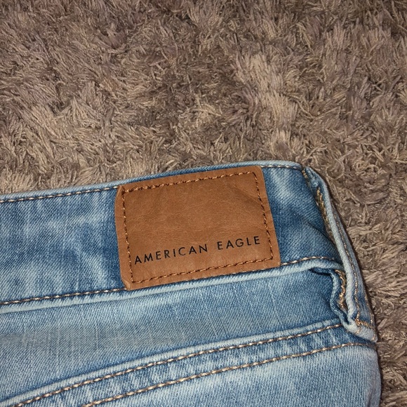 American eagle ripped jeans - Picture 3 of 4